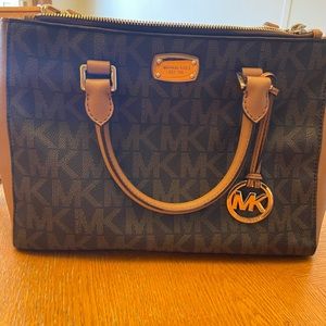 MK purse
